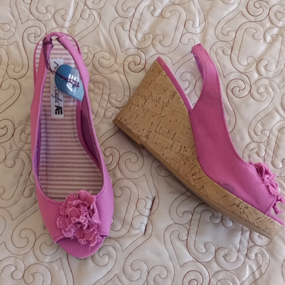 NWT American Eagle Sz 8 Super Cute! - Picture 3 of 6